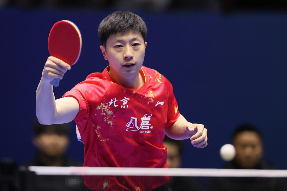 徽章下勇往 徽章下勇往